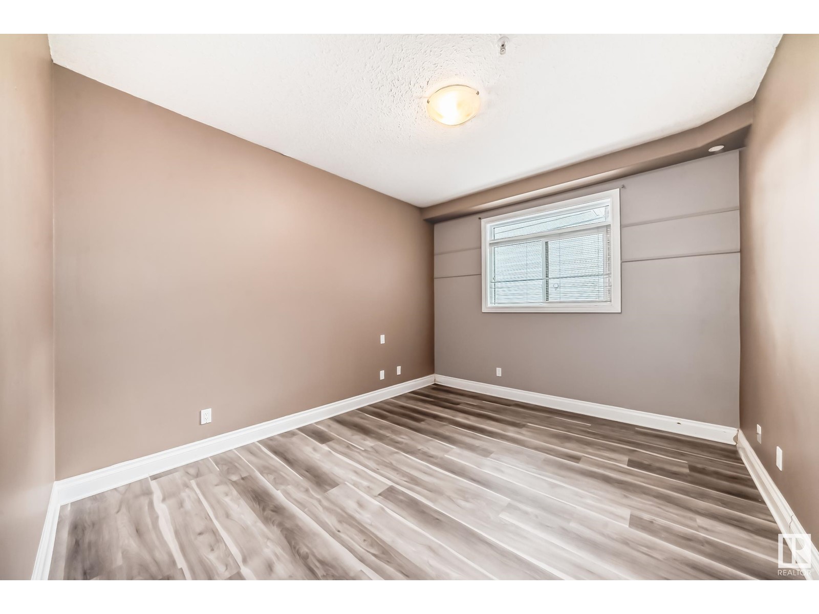 #105 10178 117 St Nw, Edmonton, Alberta  T5K 2X9 - Photo 21 - E4439360