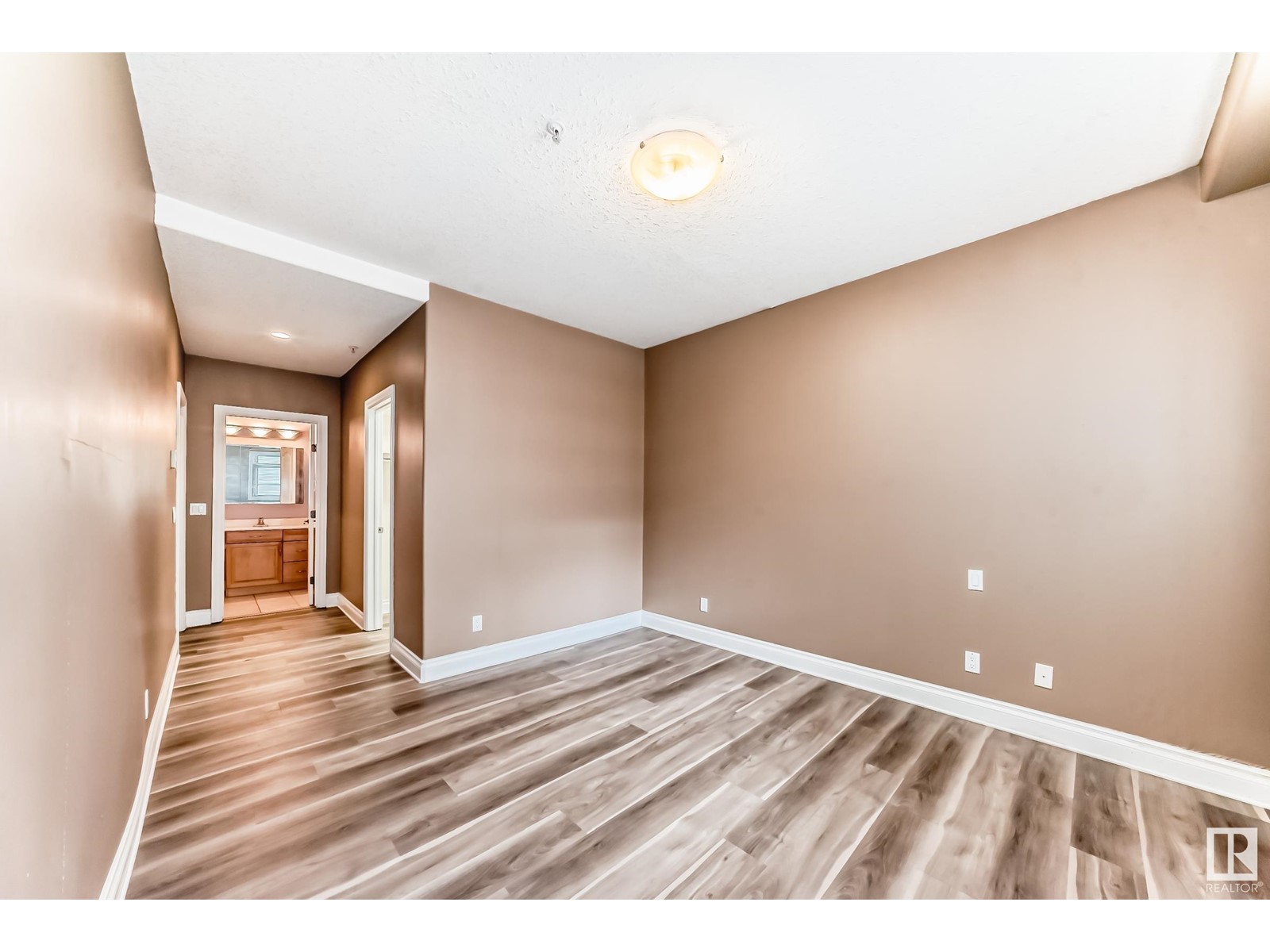 #105 10178 117 St Nw, Edmonton, Alberta  T5K 2X9 - Photo 22 - E4439360