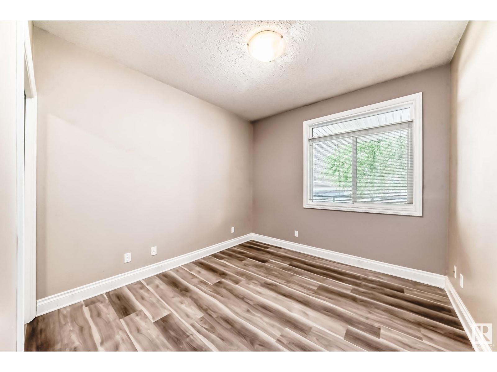#105 10178 117 St Nw, Edmonton, Alberta  T5K 2X9 - Photo 23 - E4439360