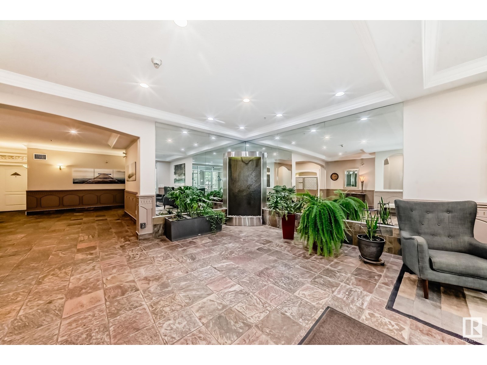 #105 10178 117 St Nw, Edmonton, Alberta  T5K 2X9 - Photo 37 - E4439360