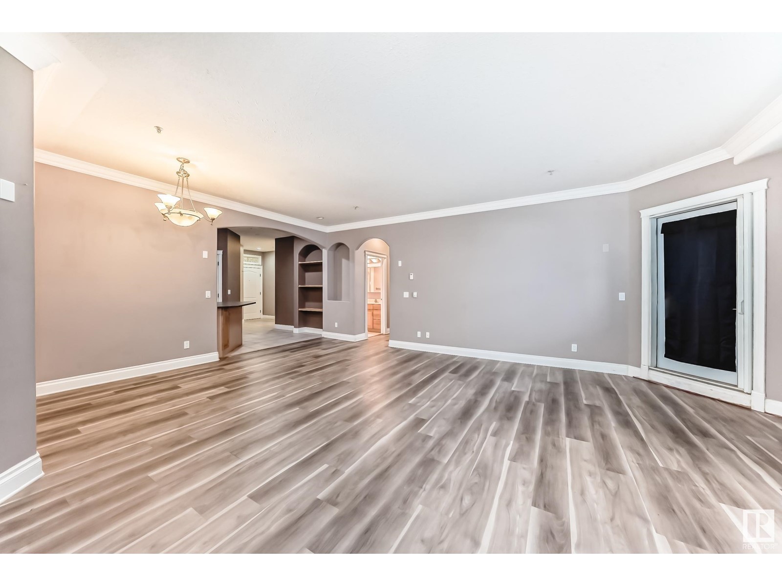 #105 10178 117 St Nw, Edmonton, Alberta  T5K 2X9 - Photo 9 - E4439360