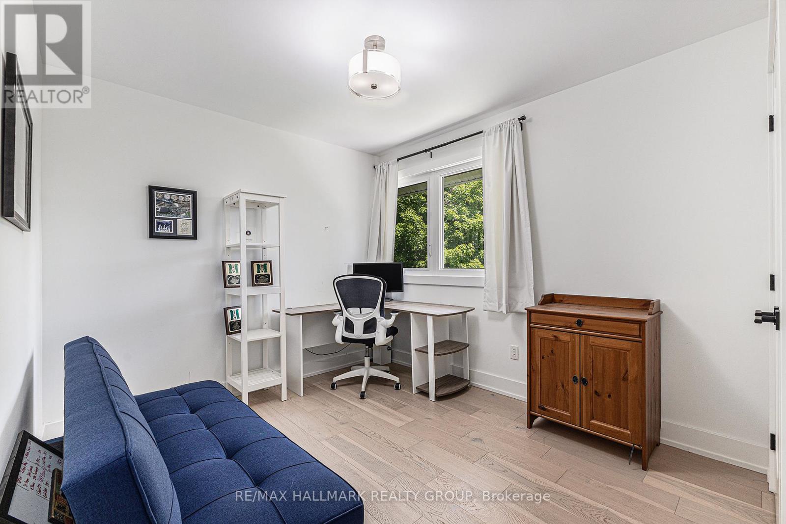 15 Inuvik Crescent, Ottawa, Ontario  K2L 1A1 - Photo 25 - X12183523