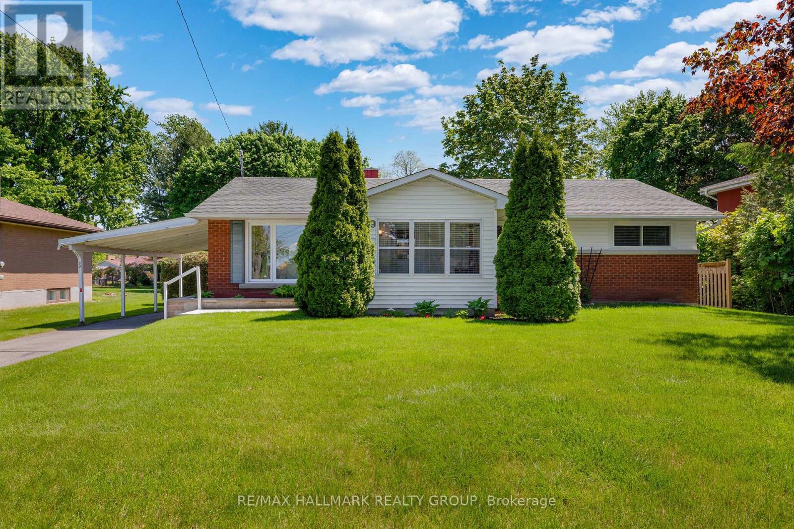 29 CRAWFORD STREET, Brockville, Ontario
