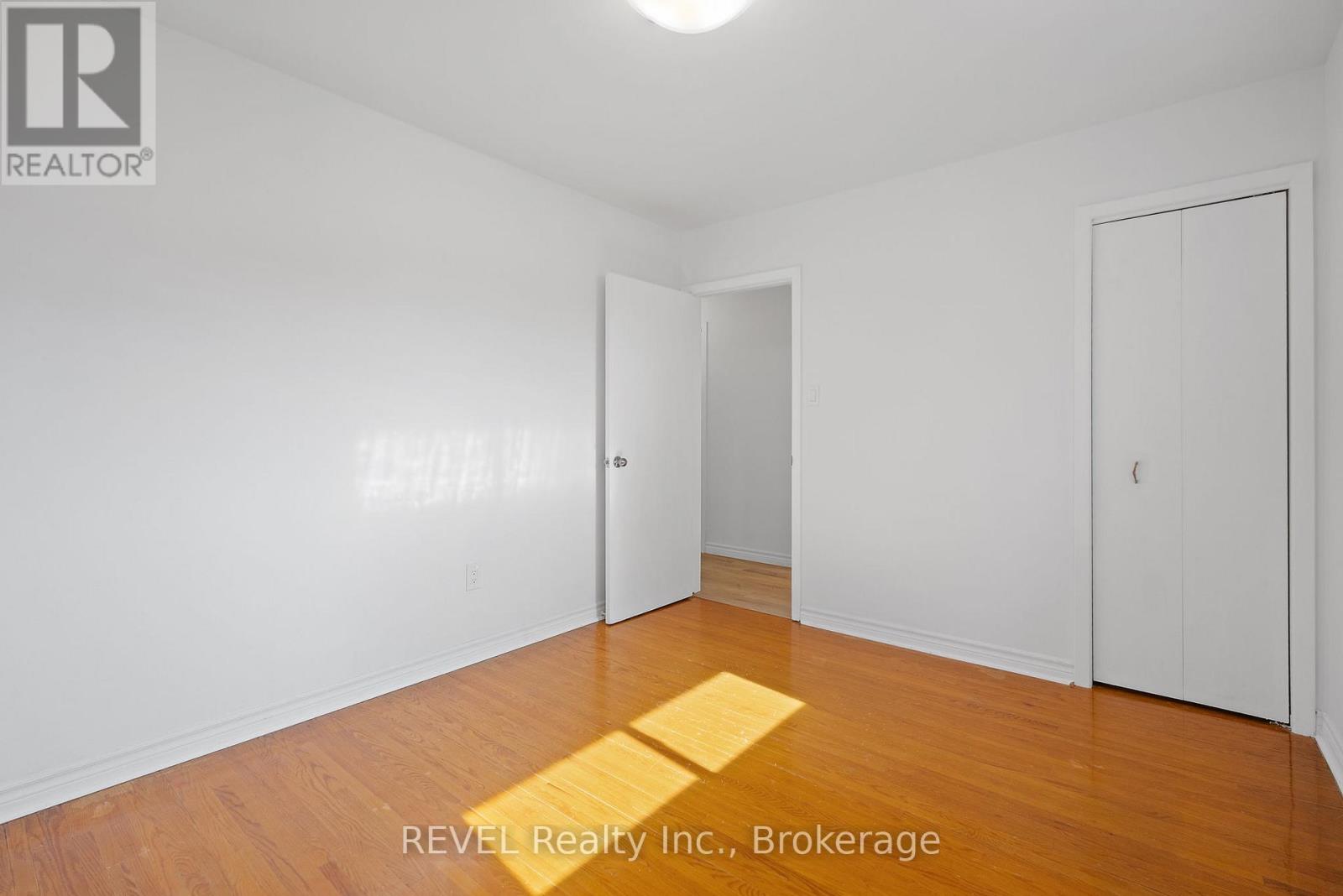 62 St. George Street, St. Catharines, Ontario  L2M 5P6 - Photo 10 - X12183538