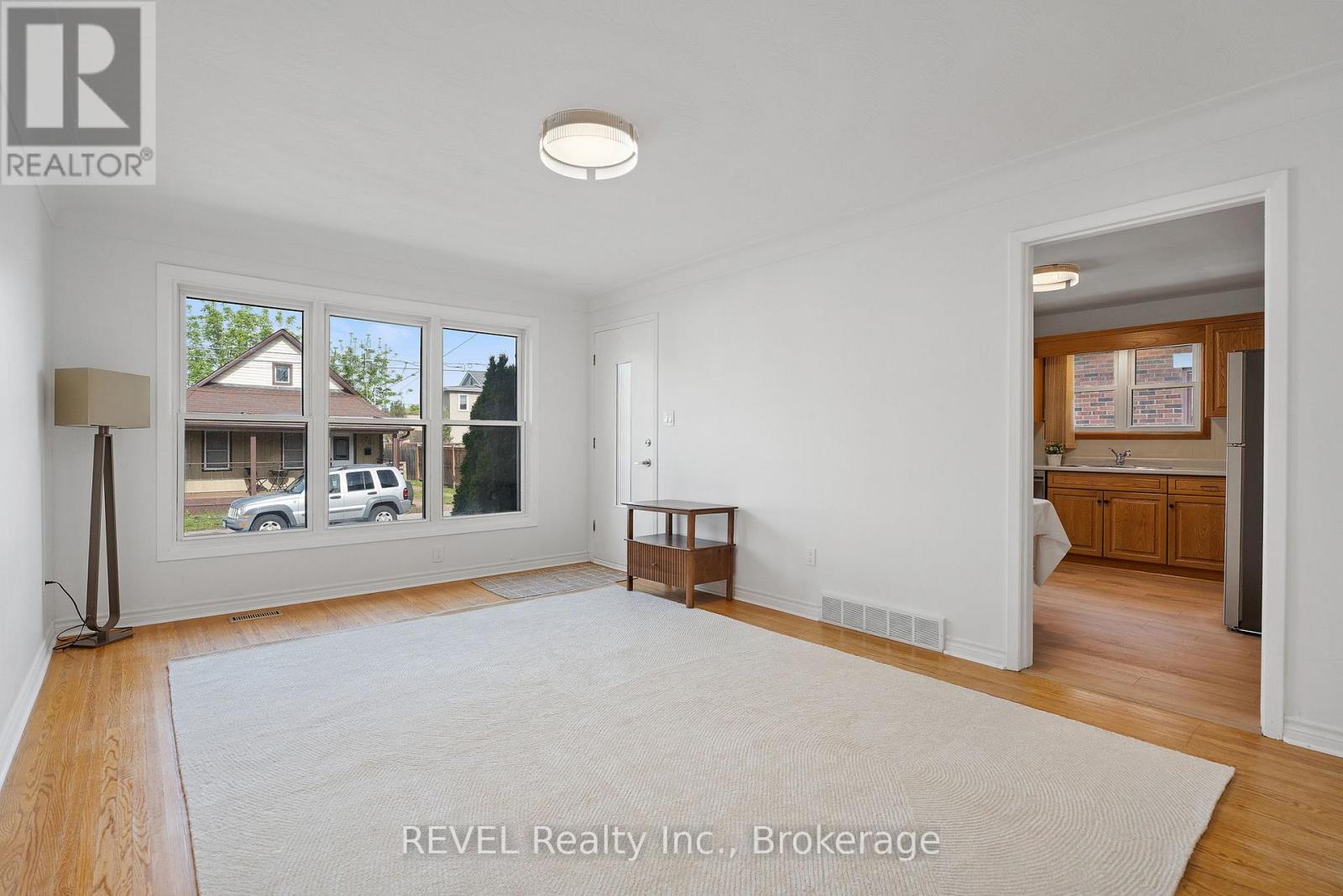 62 St. George Street, St. Catharines, Ontario  L2M 5P6 - Photo 20 - X12183538