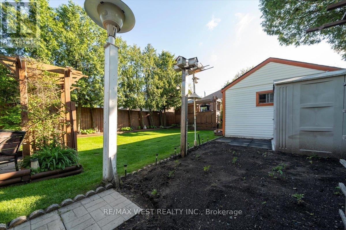 197 Gamma Street, Toronto, Ontario  M8W 4G6 - Photo 29 - W12176449