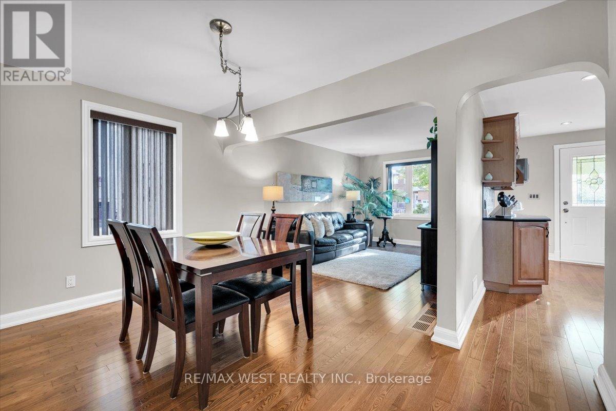 197 Gamma Street, Toronto, Ontario  M8W 4G6 - Photo 8 - W12176449