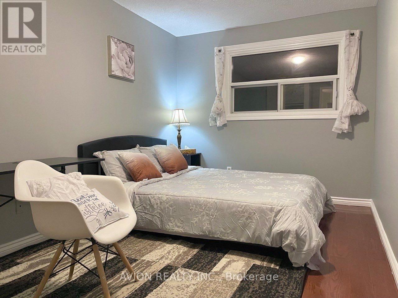 15 Flatwoods Drive, Toronto, Ontario  M1V 4H5 - Photo 8 - E12183505