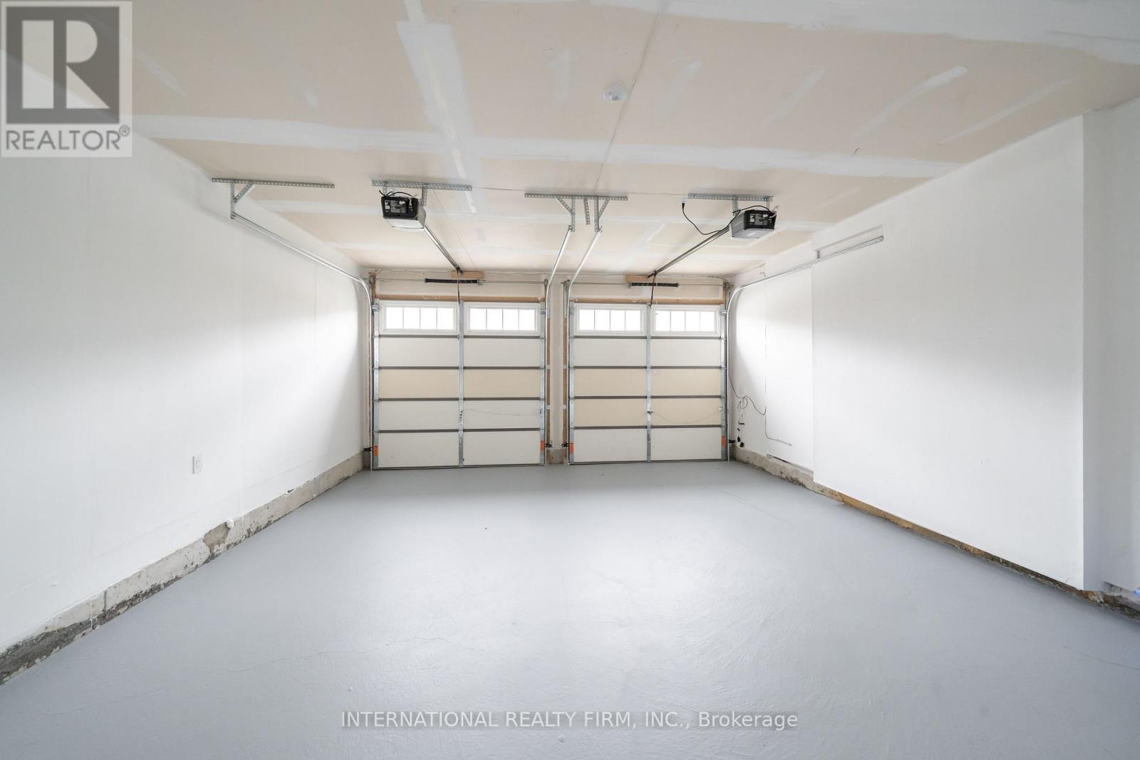 22 Lockton Street, Whitby, Ontario  L1P 0E1 - Photo 10 - E12183594