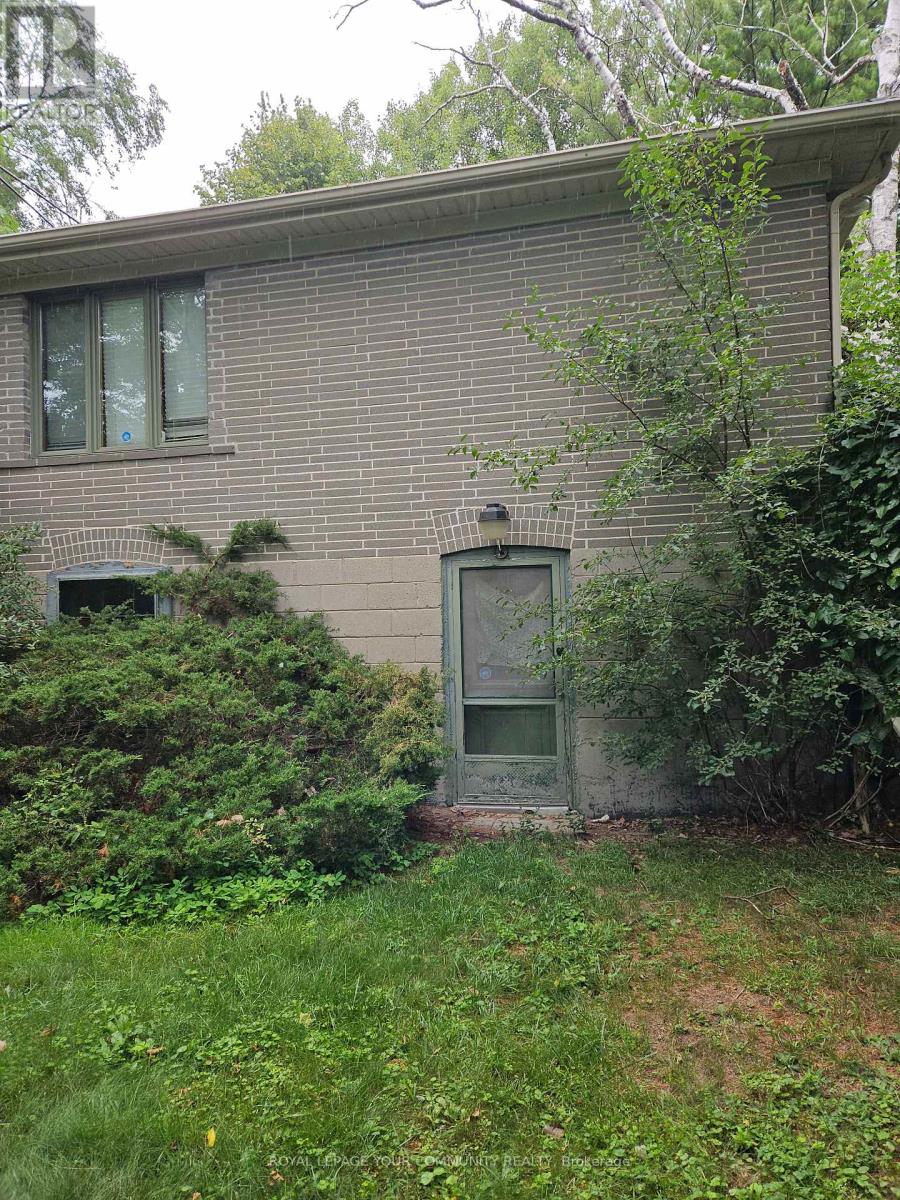 11419 Bathurst Street, Richmond Hill (Westbrook), Ontario  L4S 1J9 - Photo 15 - N12183561