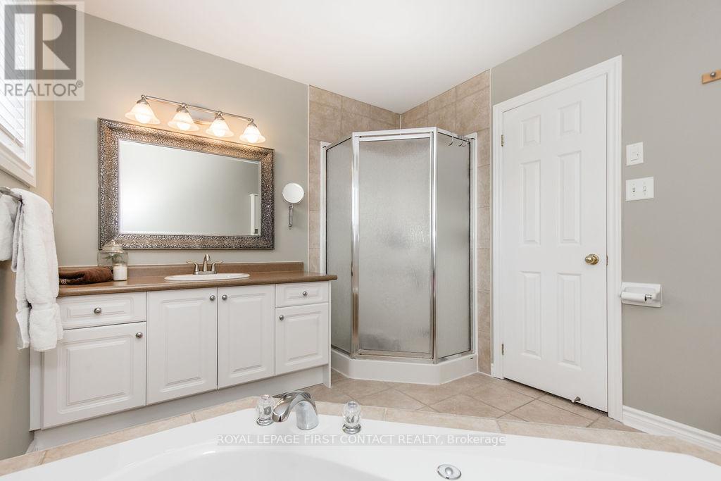 87 Stollar Boulevard, Barrie (Little Lake), Ontario  L4M 6N3 - Photo 24 - S12183559