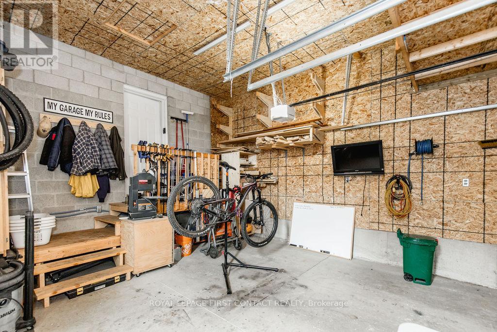 87 Stollar Boulevard, Barrie (Little Lake), Ontario  L4M 6N3 - Photo 42 - S12183559