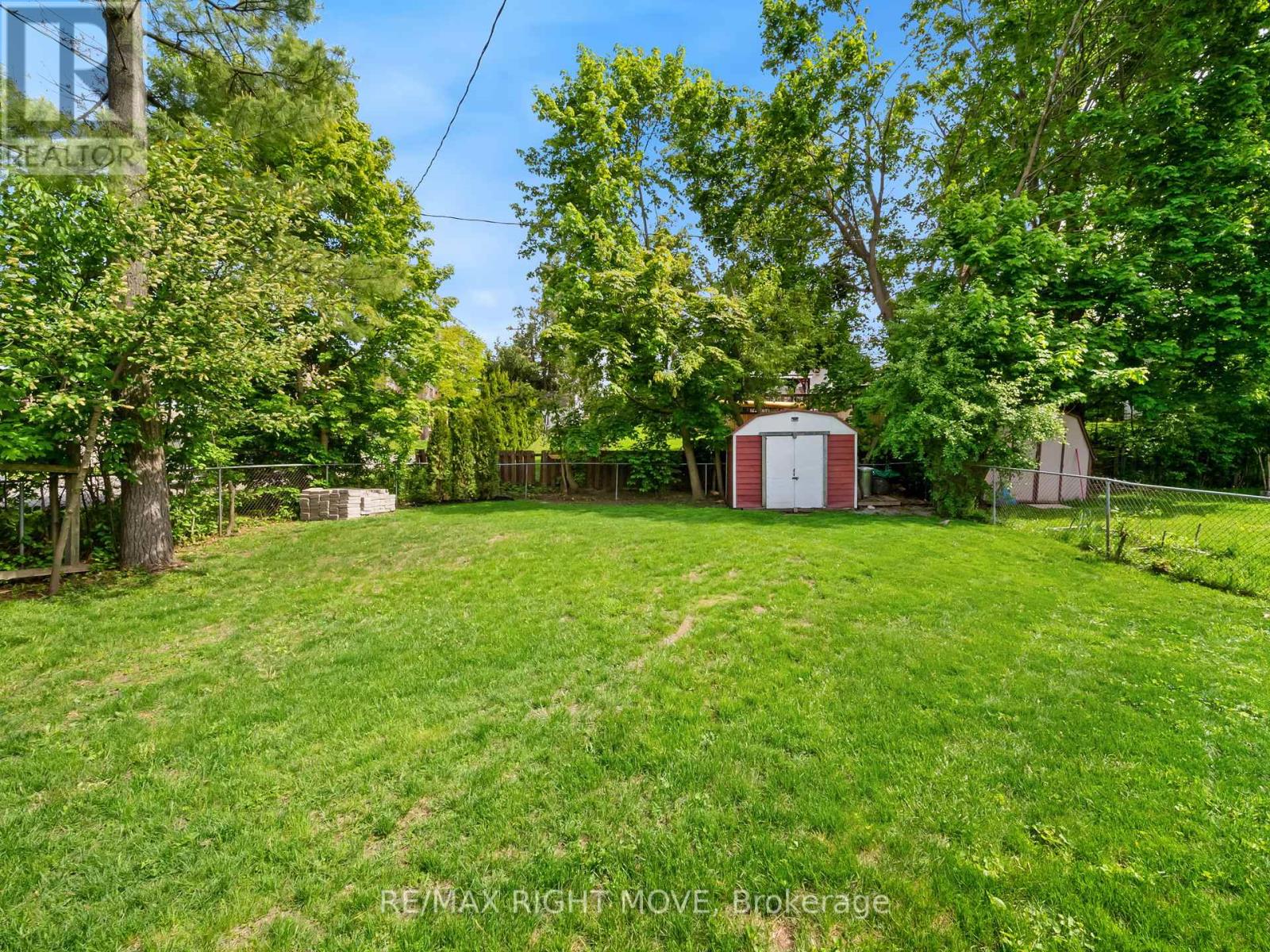 26 Albany Avenue, Orillia, Ontario  L3V 2T5 - Photo 22 - S12183570