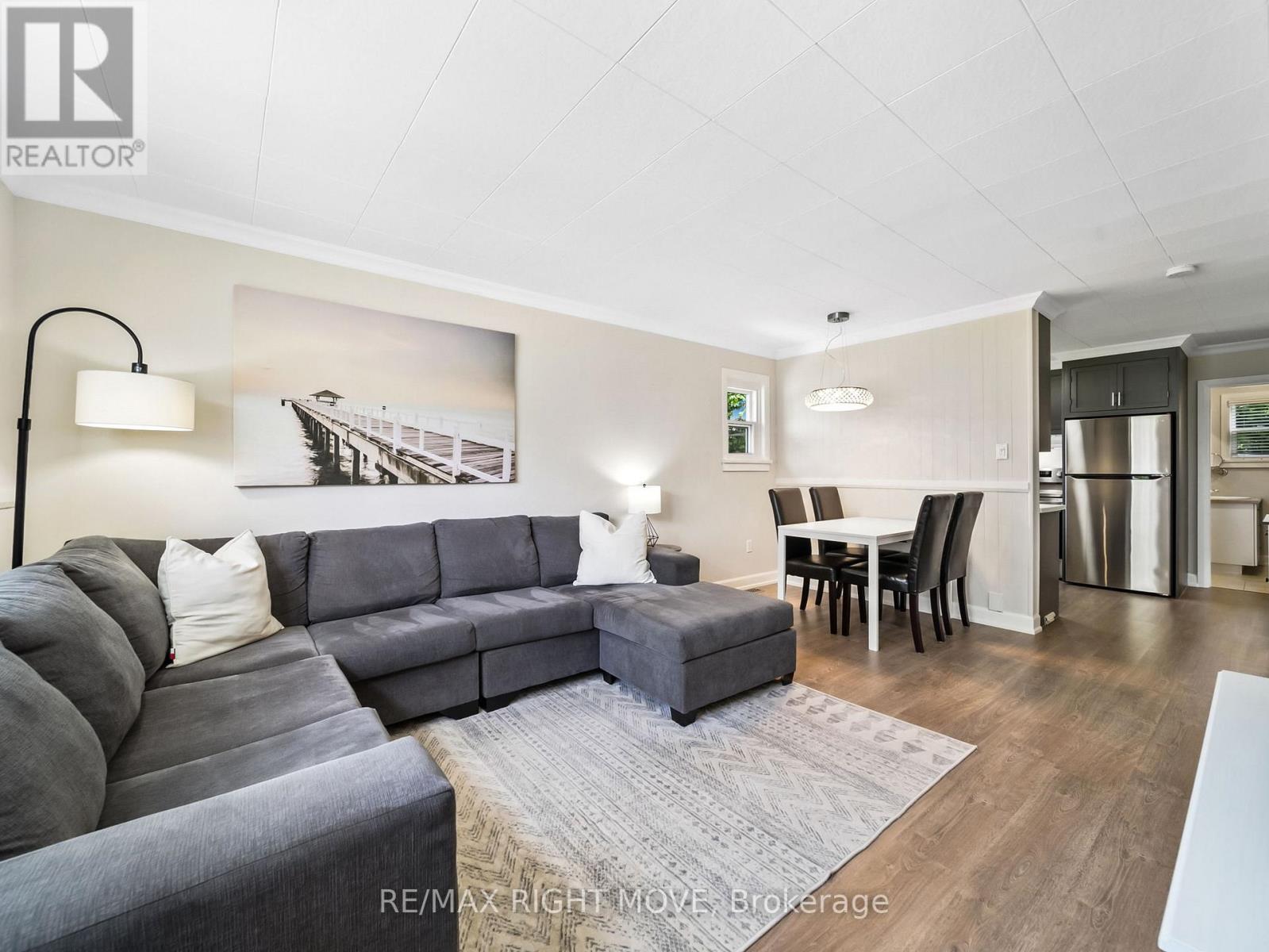 26 Albany Avenue, Orillia, Ontario  L3V 2T5 - Photo 6 - S12183570