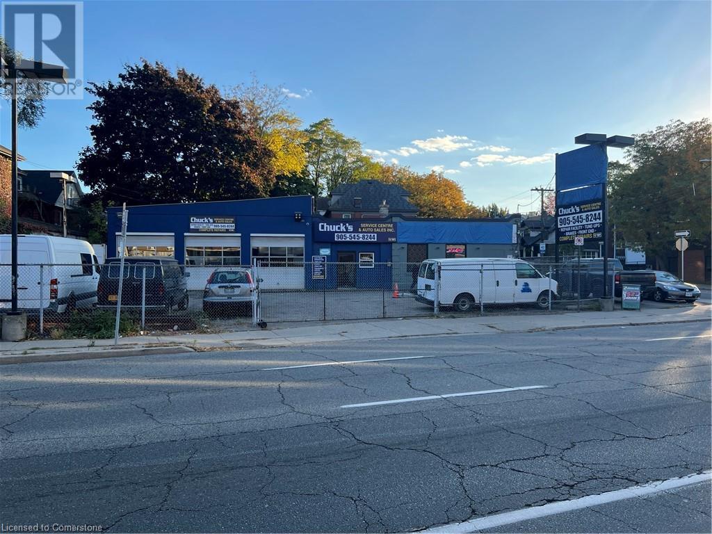 804 KING Street E, hamilton, Ontario