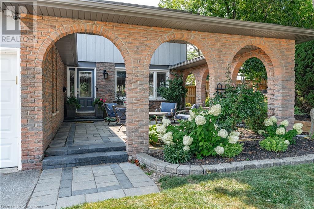 2134 Alconbury Crescent, Burlington, Ontario  L7P 3C4 - Photo 4 - 40735387