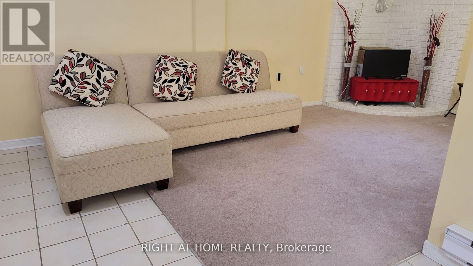 5194 Guildwood Way, Mississauga, Ontario  L5R 2T3 - Photo 12 - W12183510
