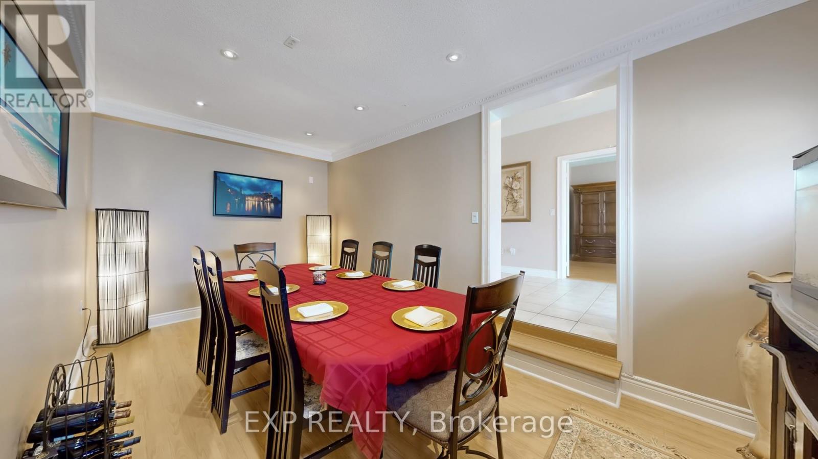 28 Cosmo Court, Brampton, Ontario  L6P 1G2 - Photo 16 - W12183545