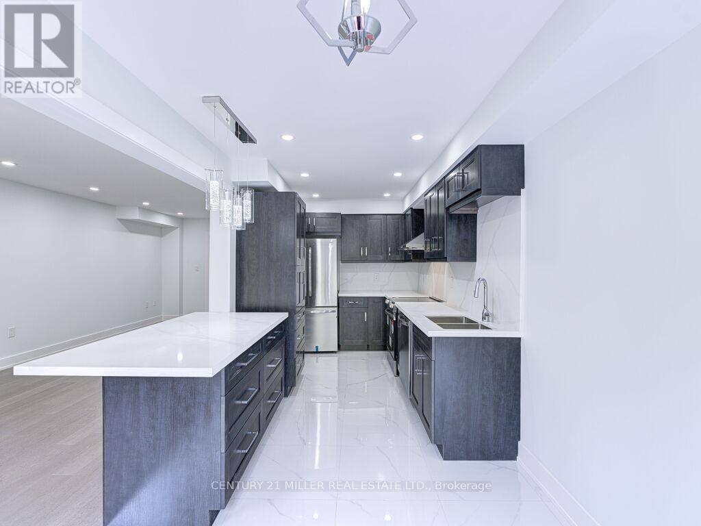 373 Ravineview Way, Oakville, Ontario  L6H 6S5 - Photo 16 - W12183549