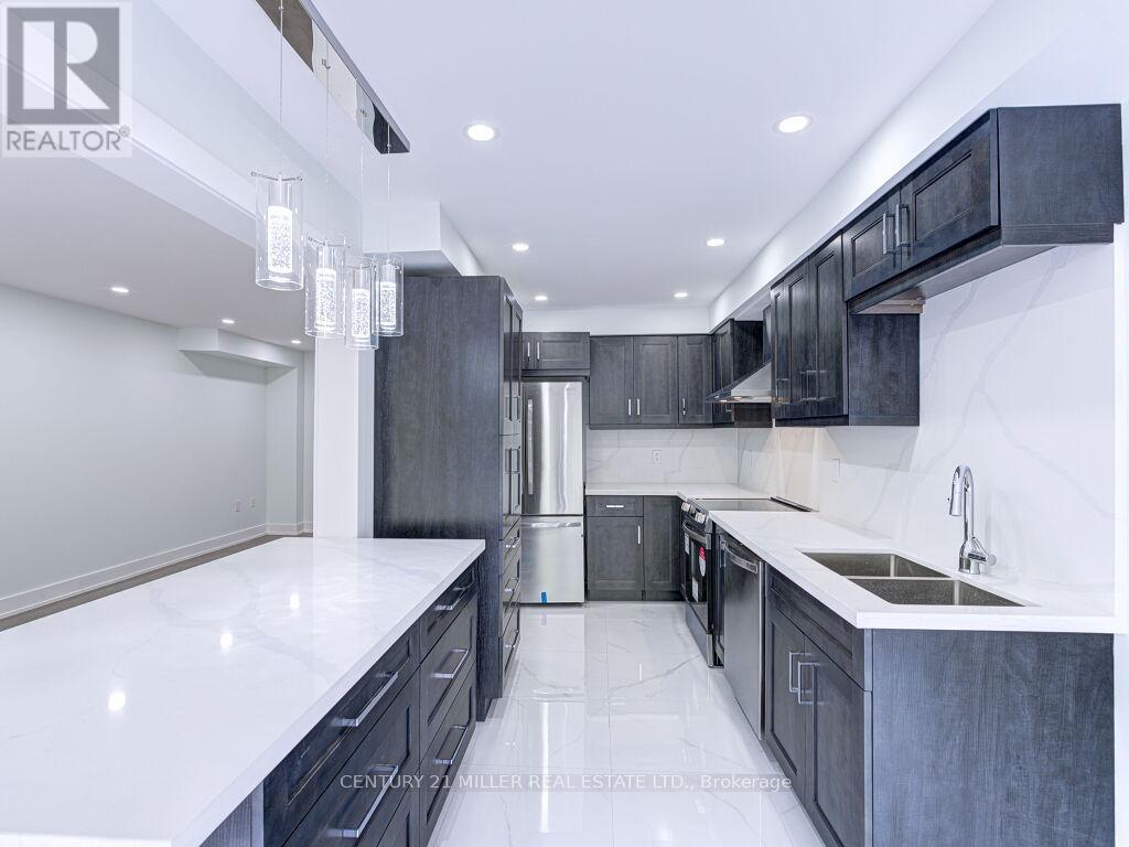 373 Ravineview Way, Oakville, Ontario  L6H 6S5 - Photo 17 - W12183549