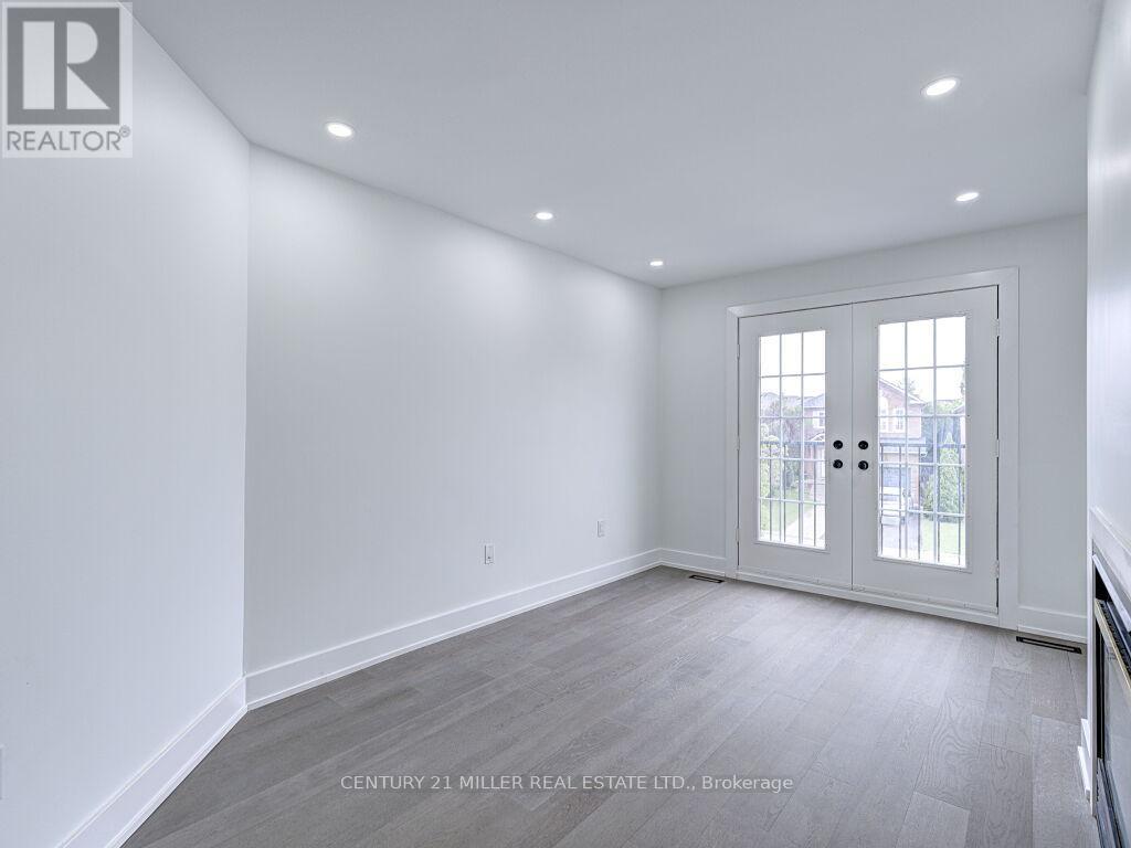 373 Ravineview Way, Oakville, Ontario  L6H 6S5 - Photo 22 - W12183549