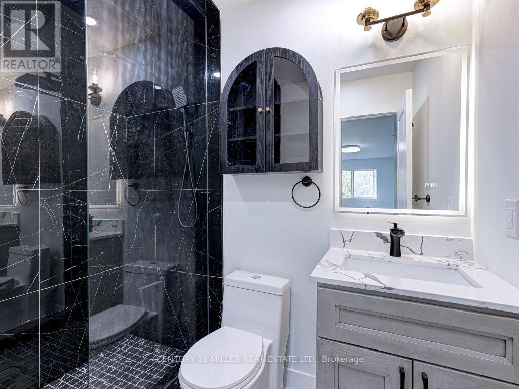 373 Ravineview Way, Oakville, Ontario  L6H 6S5 - Photo 29 - W12183549