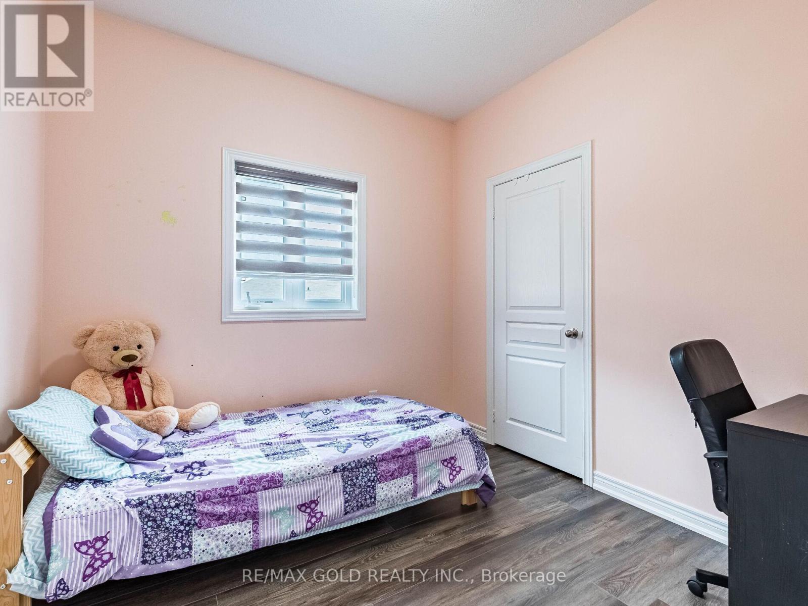 9 Kempenfelt Trail, Brampton, Ontario  L7A 0Z6 - Photo 23 - W12183557
