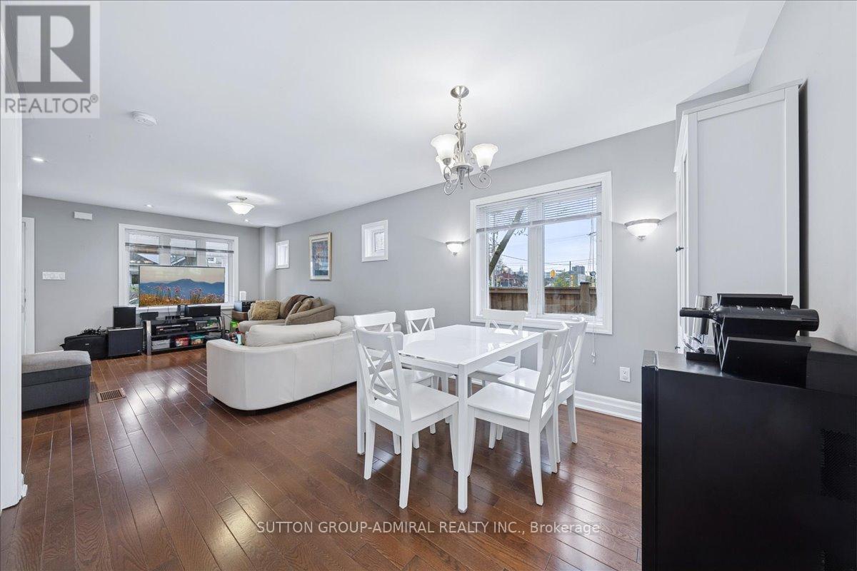 11 Bowie Avenue, Toronto, Ontario  M6E 2P1 - Photo 21 - W12183575