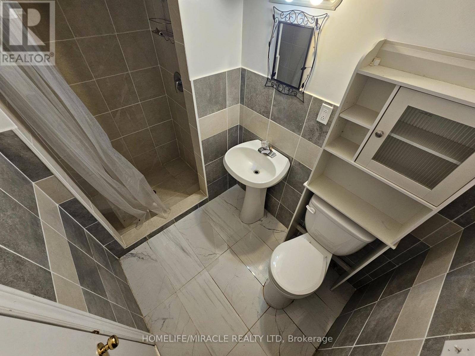 19 Hillsdale Avenue, Orangeville, Ontario  L9W 4C1 - Photo 25 - W12183579