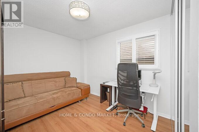 74 Rosebud Avenue, Brampton (Downtown Brampton), Ontario  L6X 2W5 - Photo 28 - W12183582
