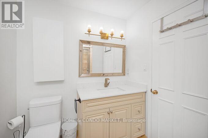 74 Rosebud Avenue, Brampton (Downtown Brampton), Ontario  L6X 2W5 - Photo 31 - W12183582