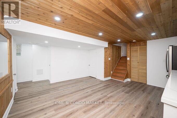 74 Rosebud Avenue, Brampton (Downtown Brampton), Ontario  L6X 2W5 - Photo 36 - W12183582