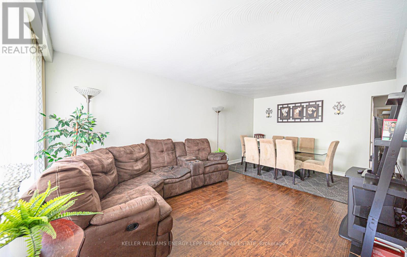 121 Lupin Drive, Whitby, Ontario  L1N 1X9 - Photo 8 - E12183629