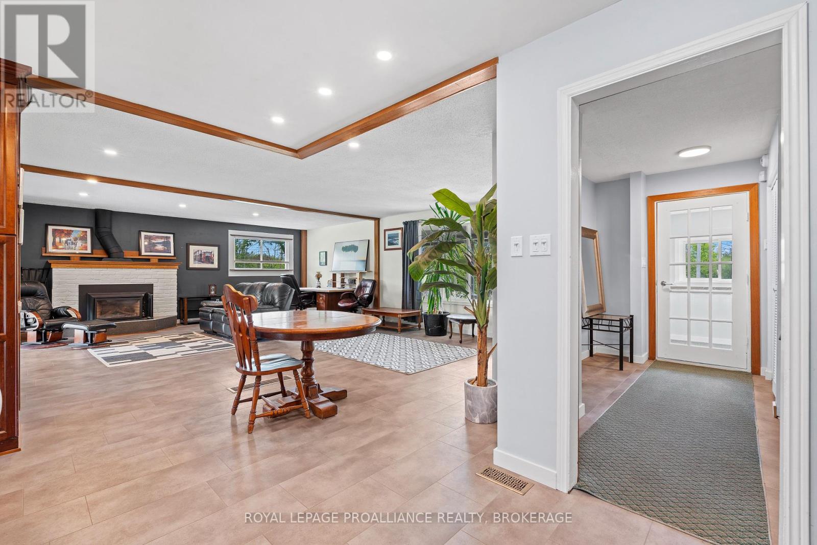 2069 Cole Hill Road, Kingston, Ontario  K0H 1S0 - Photo 14 - X12183619