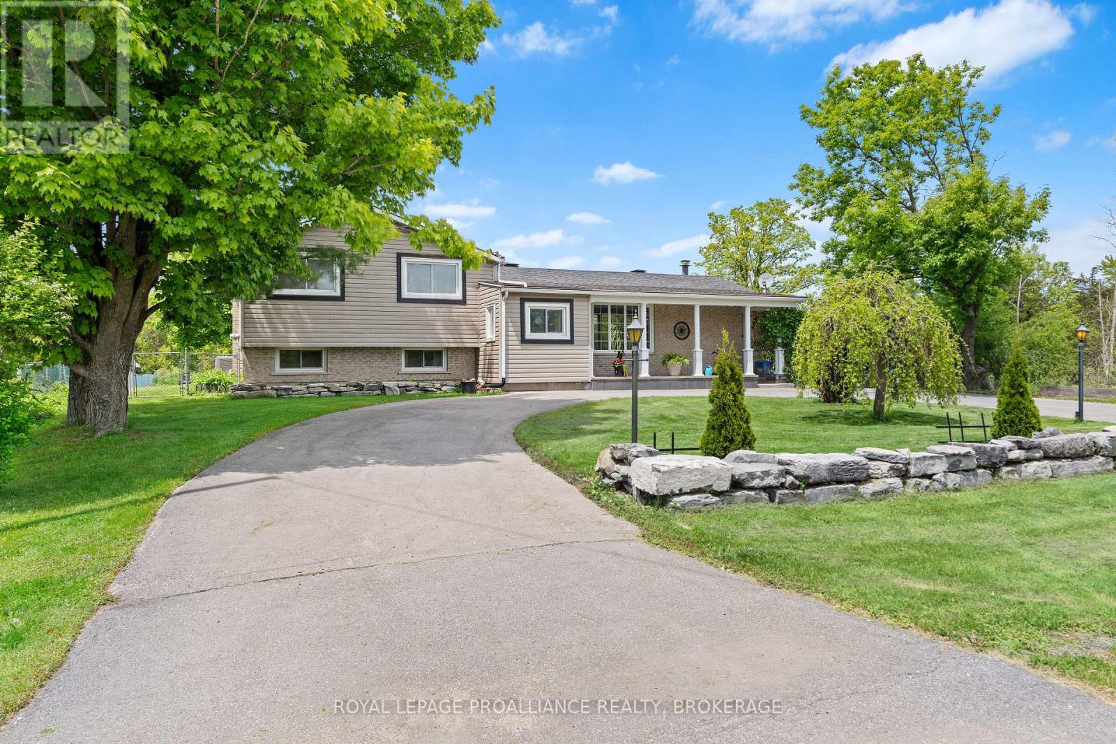 2069 Cole Hill Road, Kingston, Ontario  K0H 1S0 - Photo 2 - X12183619