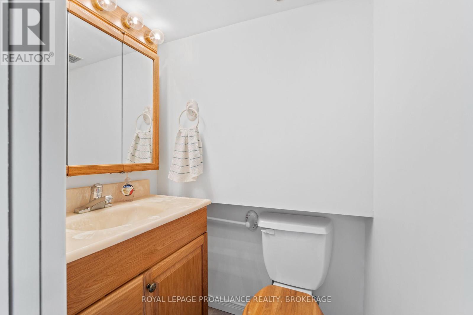 2069 Cole Hill Road, Kingston, Ontario  K0H 1S0 - Photo 25 - X12183619