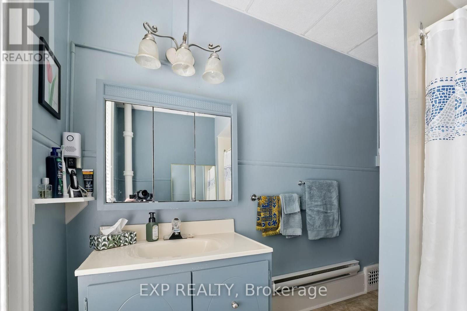46 Covert Street, Cobourg, Ontario  K9A 2L6 - Photo 38 - X12183625