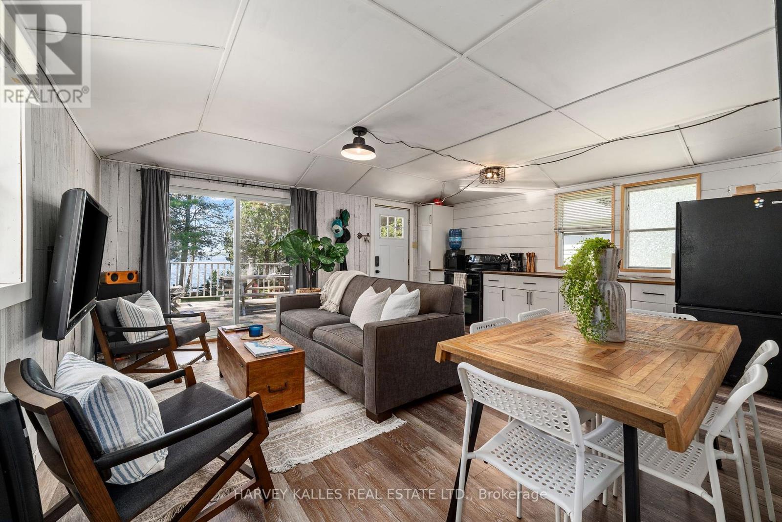 101 Treasure Cove Lane, Prince Edward County, Ontario  K0K 2T0 - Photo 8 - X12183631