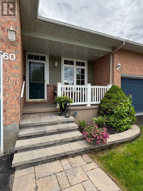 60 Sable Run Drive, Ottawa, Ontario  K2S 1W7 - Photo 3 - X12183627