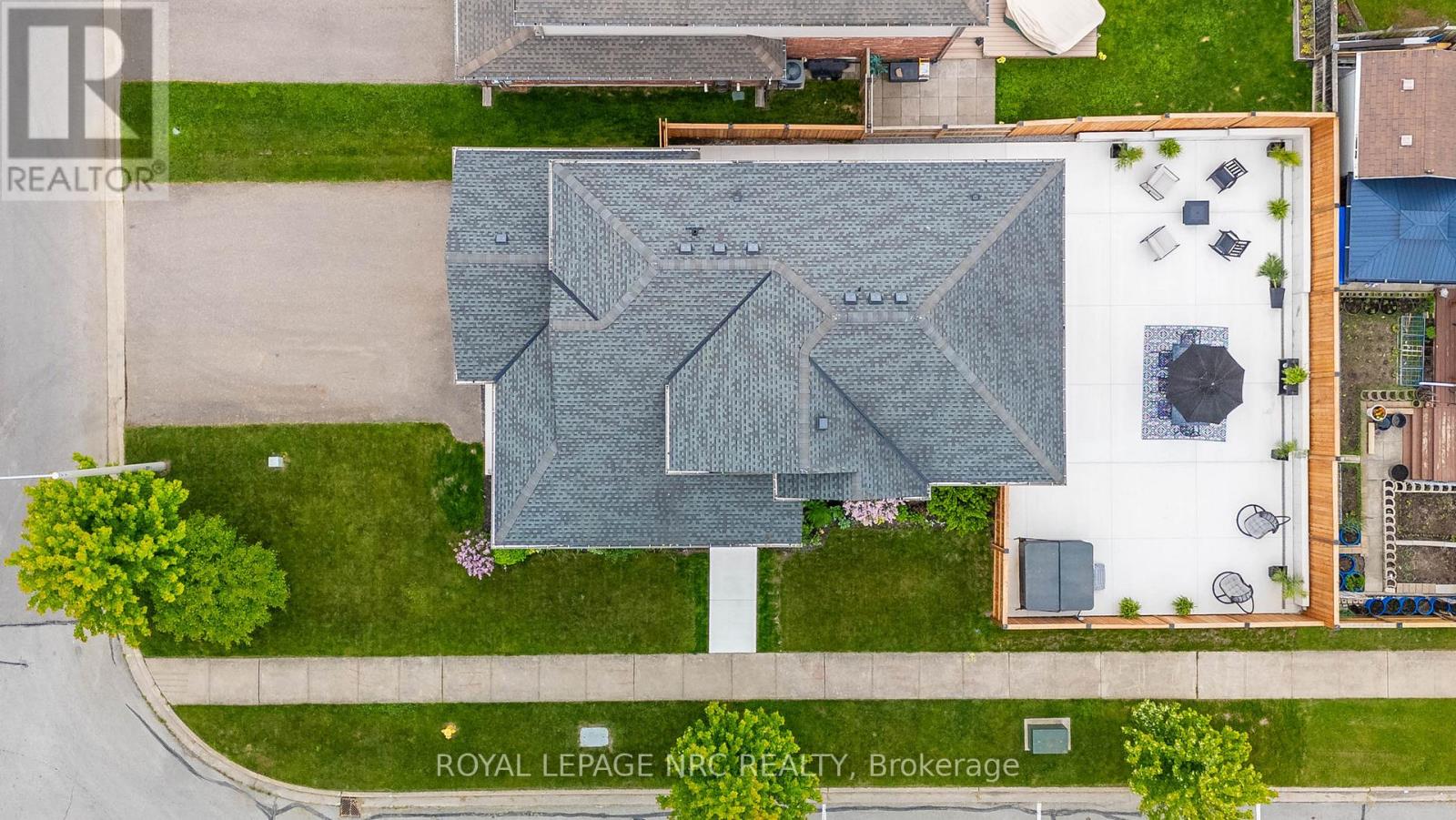 168 Tuliptree Road, Thorold (Confederation Heights), Ontario  L2V 5E6 - Photo 40 - X12183611