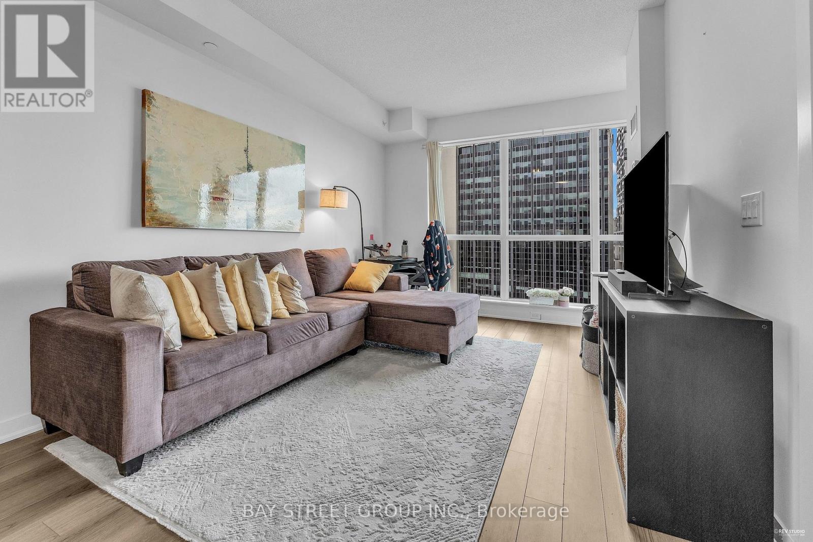 1201 - 60 Berwick Avenue, Toronto, Ontario  M5P 0A3 - Photo 2 - C12183630