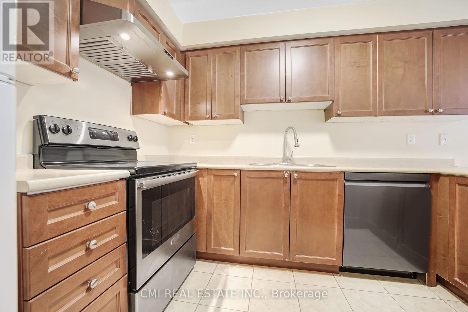 9 Tempo Way, Whitby, Ontario  L1M 1B3 - Photo 14 - E12183610