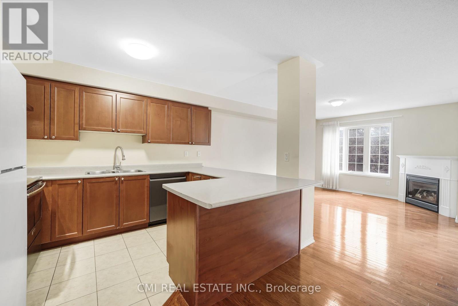 9 Tempo Way, Whitby, Ontario  L1M 1B3 - Photo 8 - E12183610