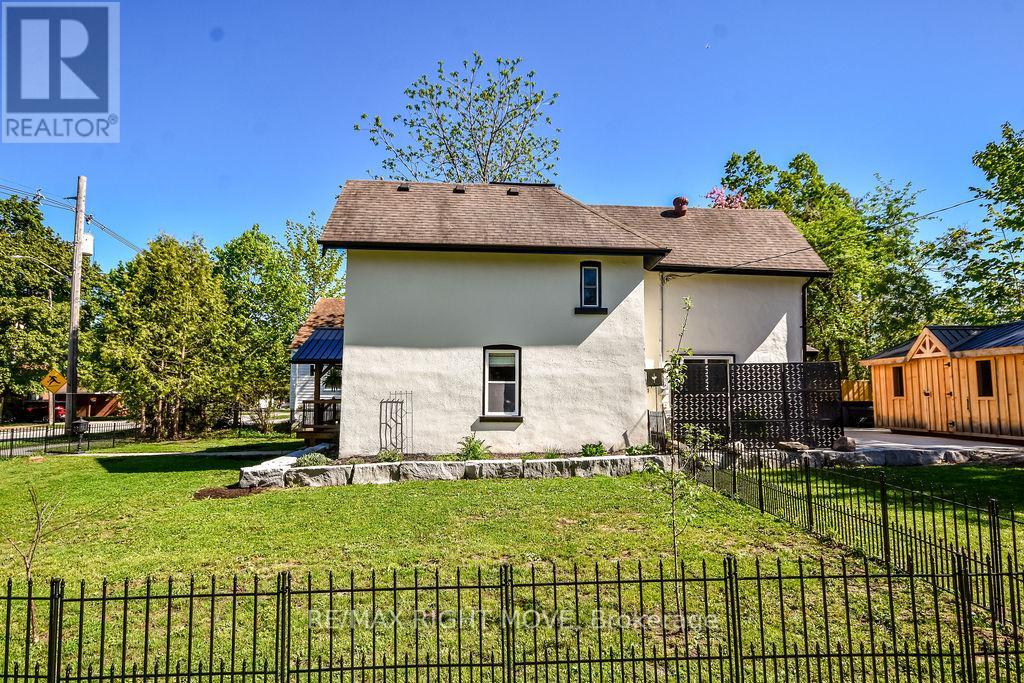 Property at 279 MATCHEDASH STREET N image 4