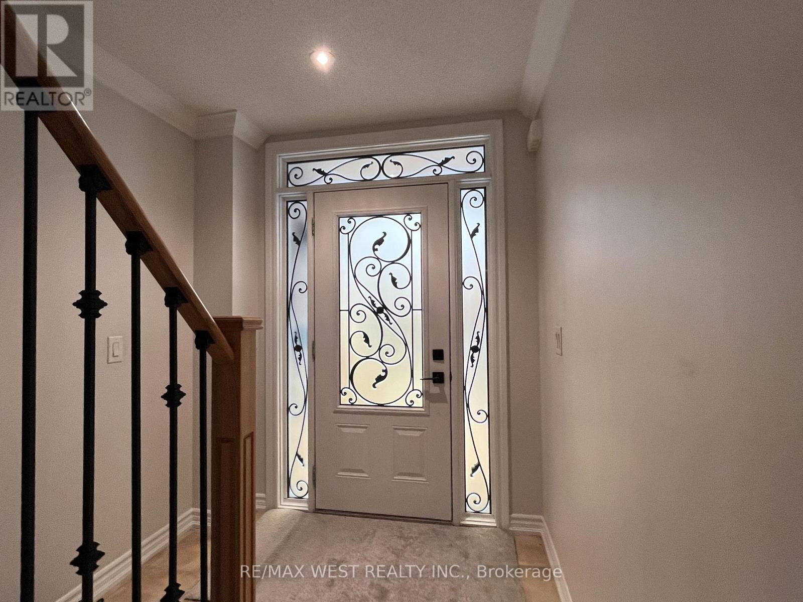 45 - 3038 Haines Road, Mississauga, Ontario  L4Y 0C8 - Photo 2 - W12037398