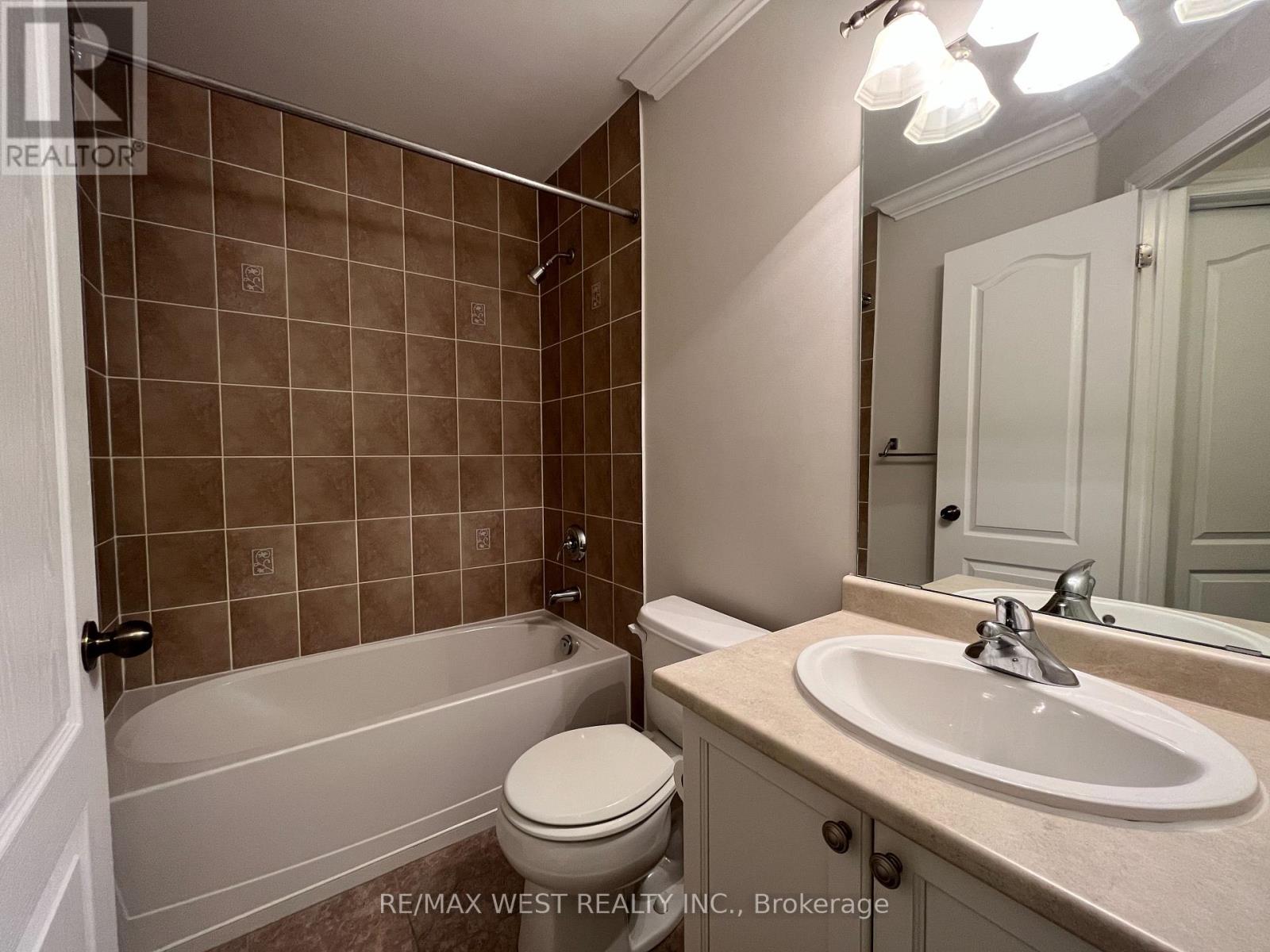 45 - 3038 Haines Road, Mississauga, Ontario  L4Y 0C8 - Photo 23 - W12037398