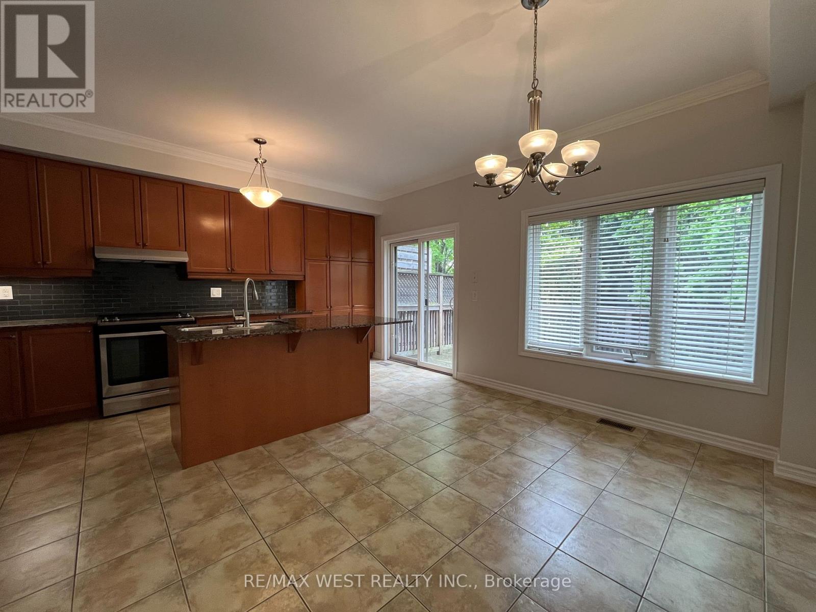 45 - 3038 Haines Road, Mississauga, Ontario  L4Y 0C8 - Photo 9 - W12037398