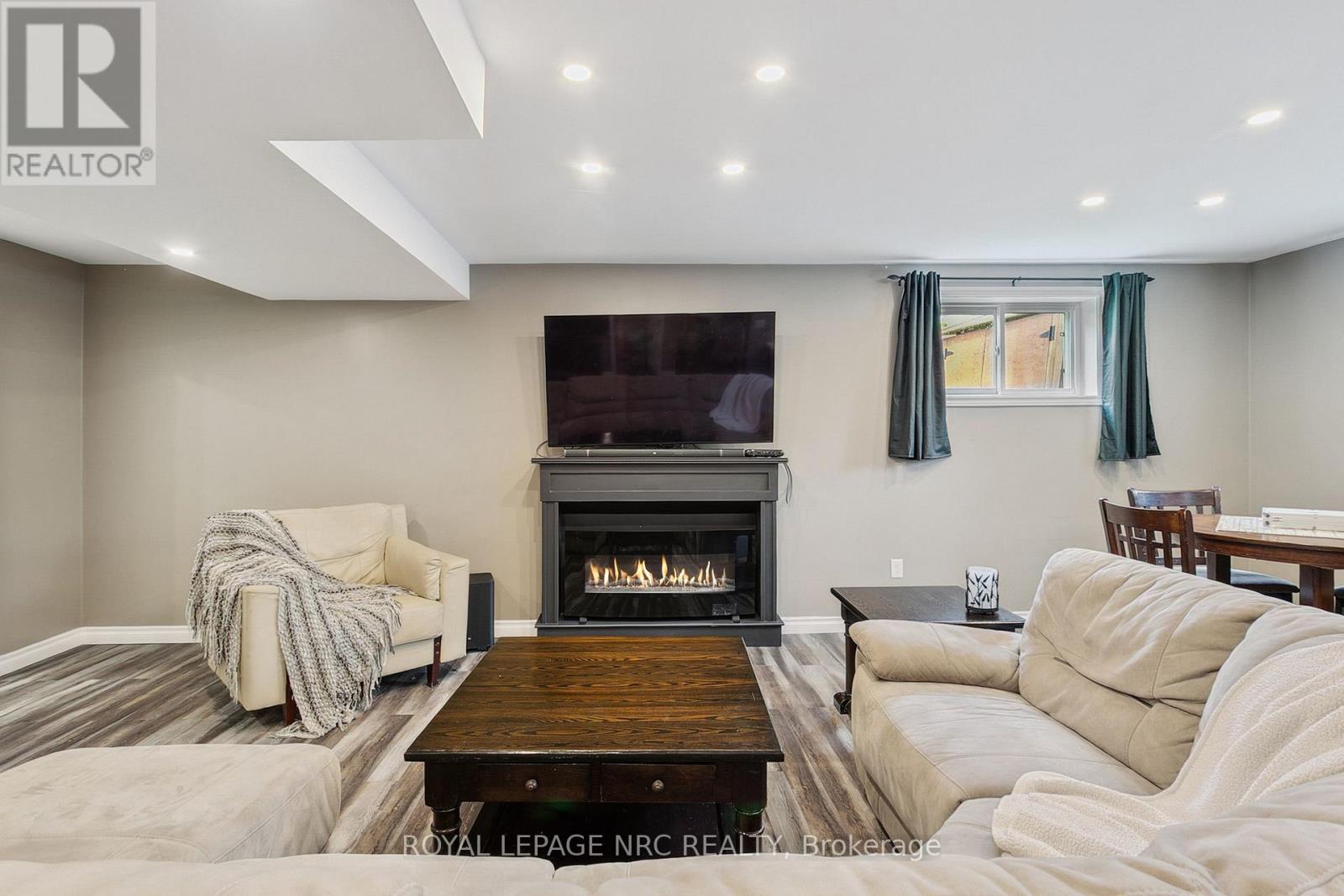 5240 Marcel Crescent, Niagara Falls, Ontario  L2E 7M5 - Photo 36 - X12183641