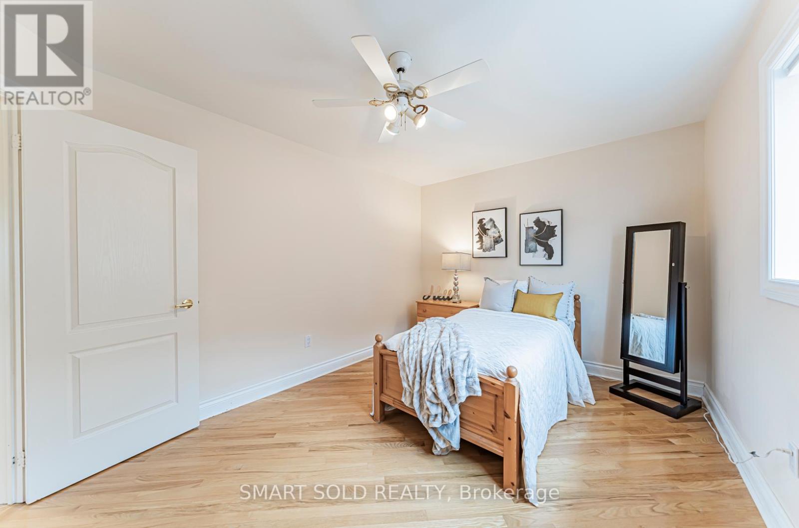 141 Larratt Lane, Richmond Hill, Ontario  L4C 0E6 - Photo 32 - N12183600