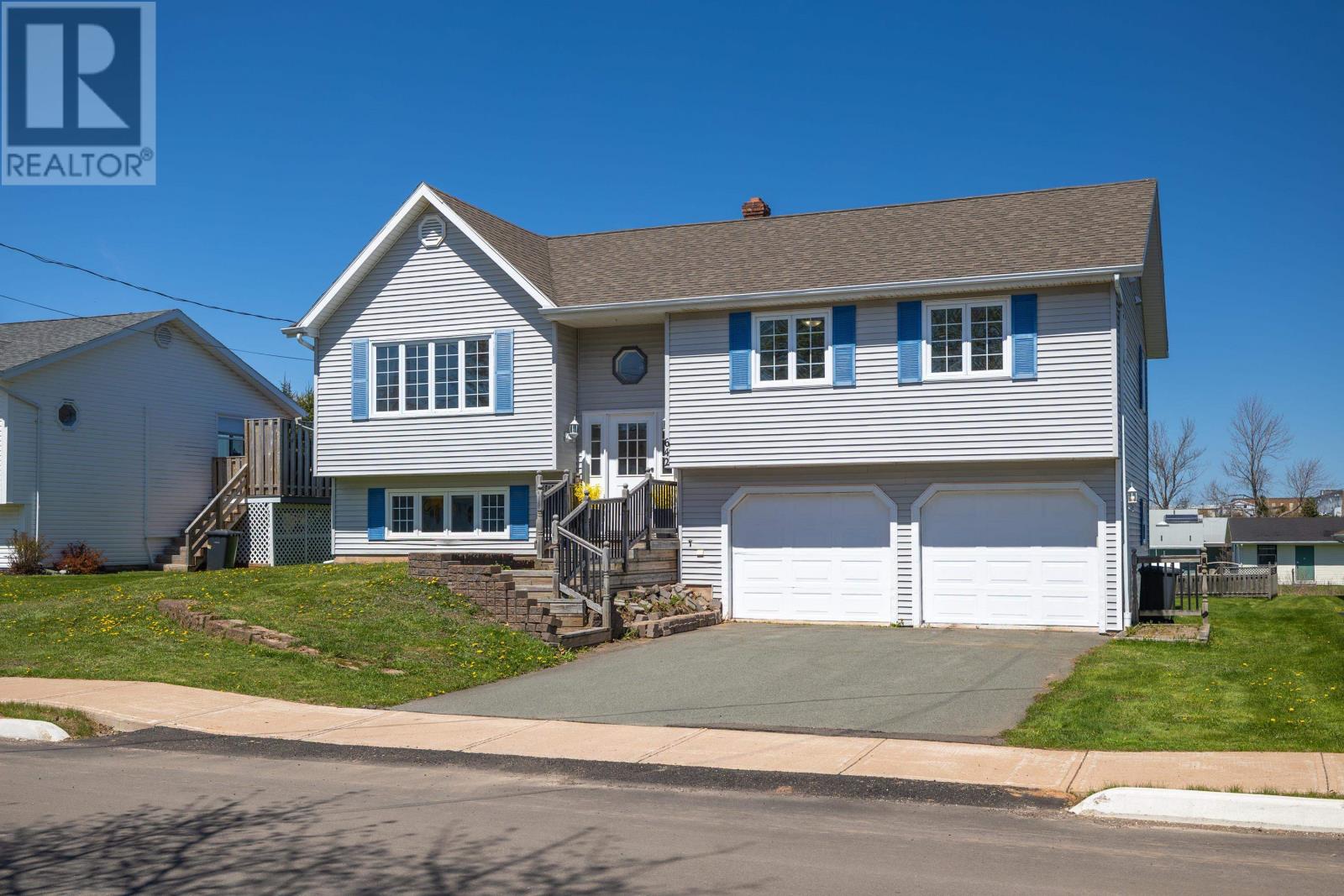 Property at 642 Queen Street image 1